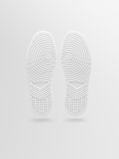 Aventino in Triple White