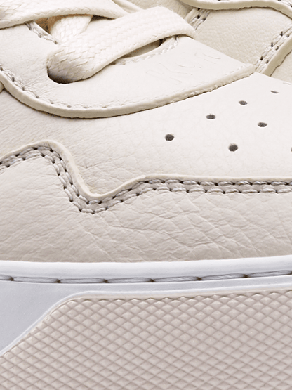 Metro in Antique White